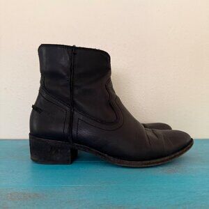 FRYE 'Ray Seam' Short Black Leather Western Bootie Sz 7.5